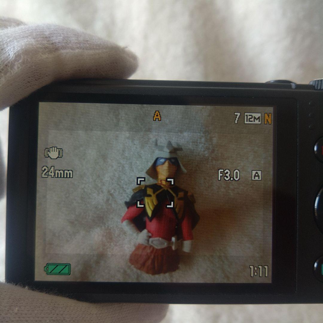 美品CASIO HS EX-ZR1000ブラック デジタルカメラ EXILIM