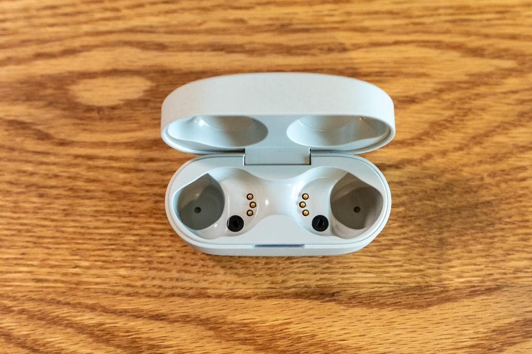 WF-1000XM4 プラチナシルバー 【イヤーピース M or L のみ】