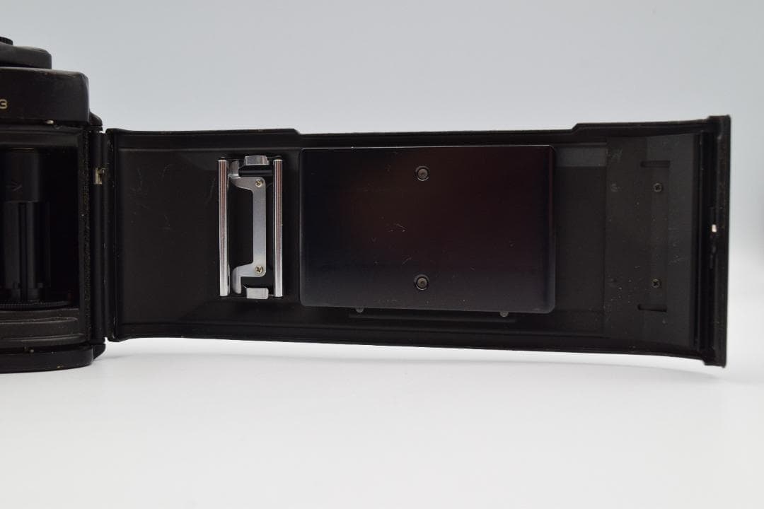 Canon New F-1 ボディ（フィルム一眼レフカメラ）#CB001