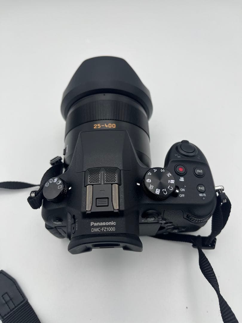 Panasonic DMC-FZ1000 4Kデジカメ 付属品充実