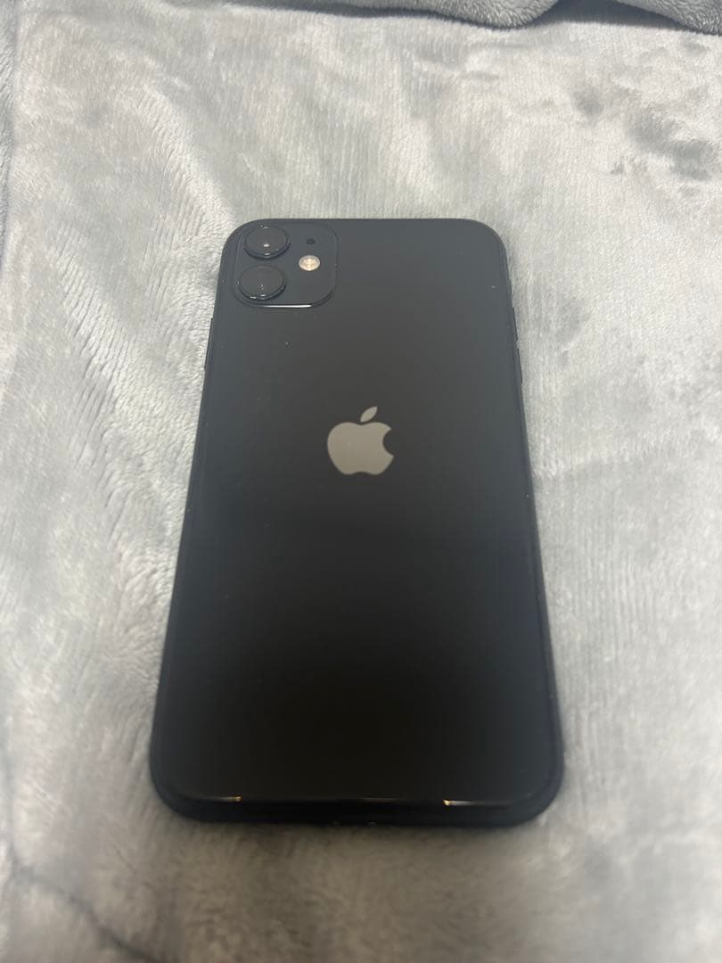 iPhone11 128GB ブラック 本体