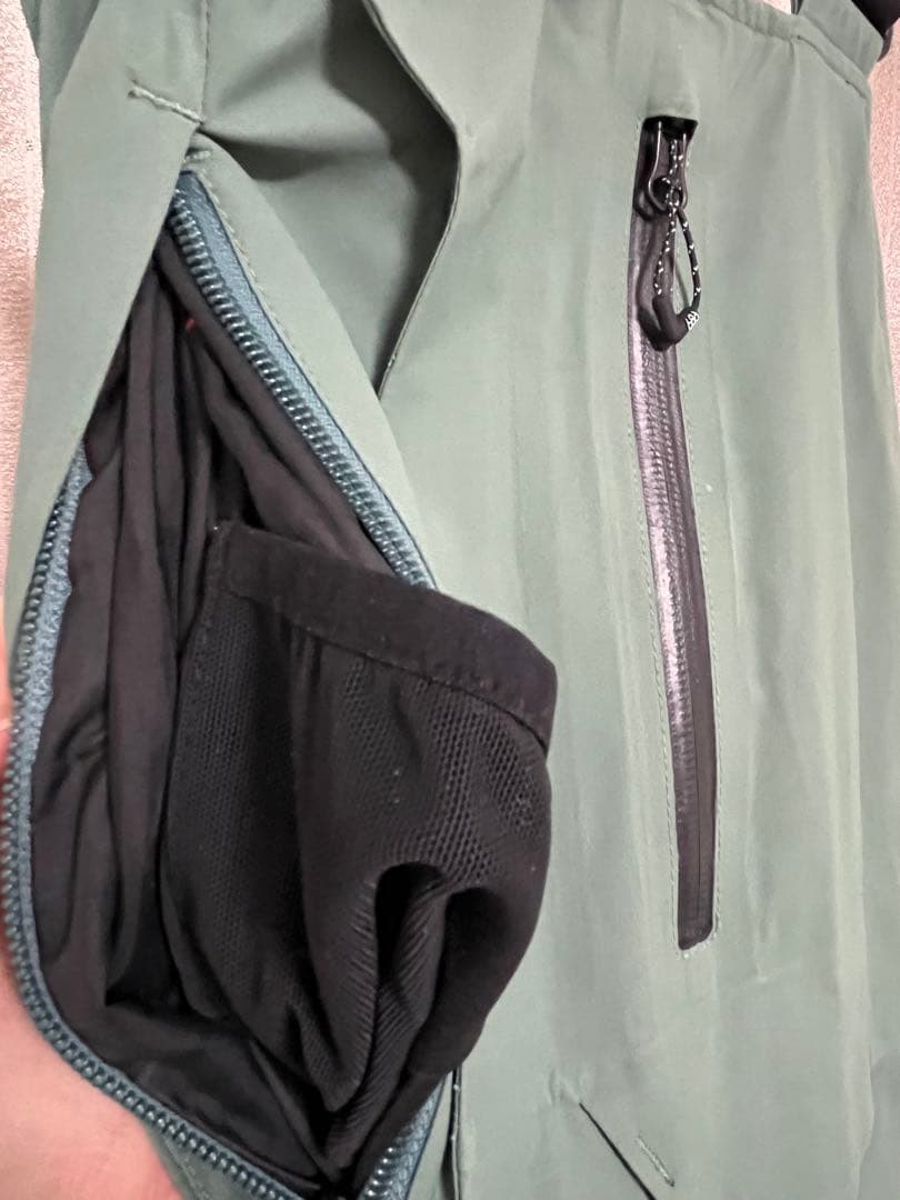 686 GORE-TEX Dispatch Bib ビブパン