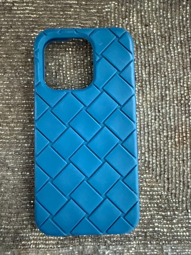 BOTTEGA VENETA シリコンケース iPhone14pro青