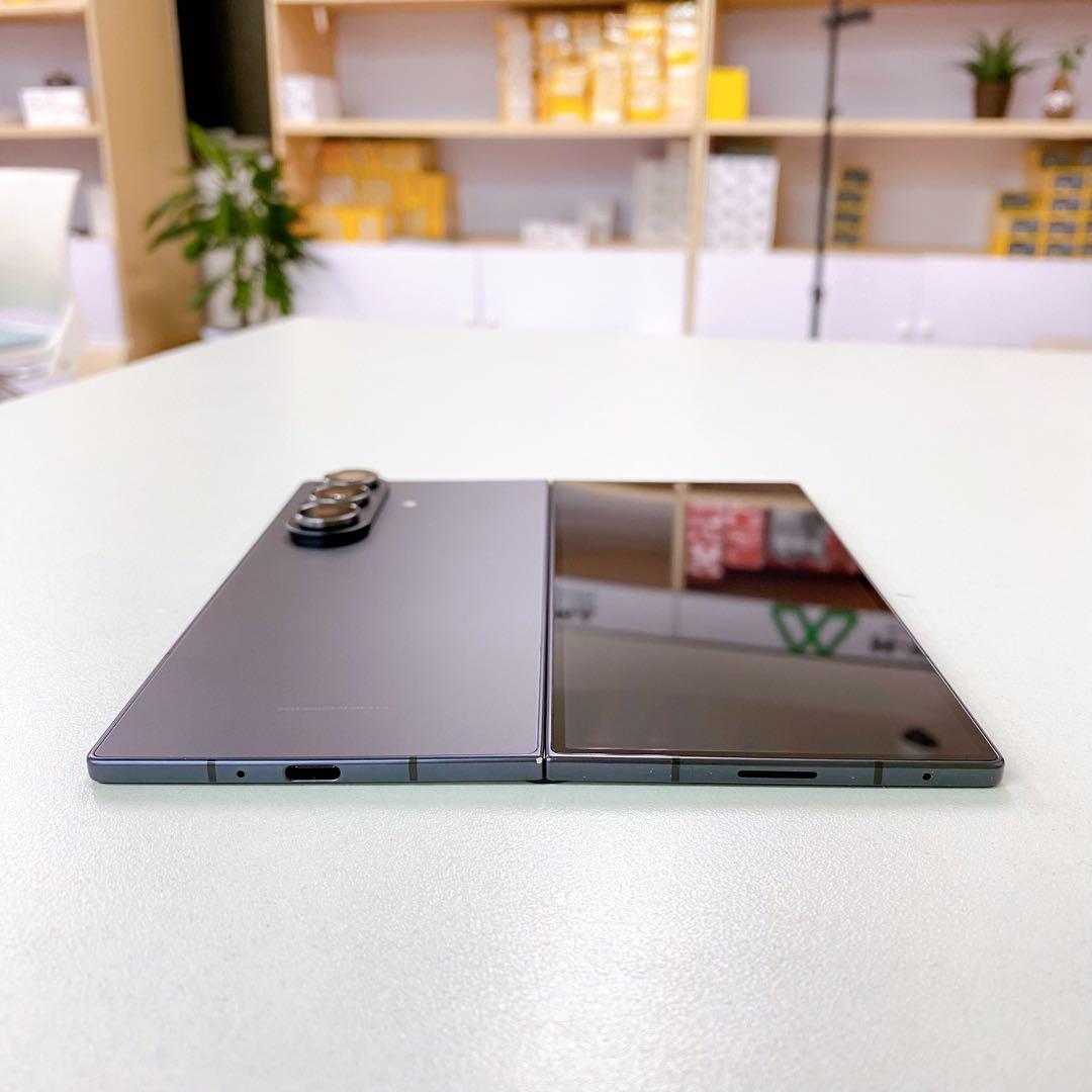 Galaxy Z Fold7 本体 ブラック