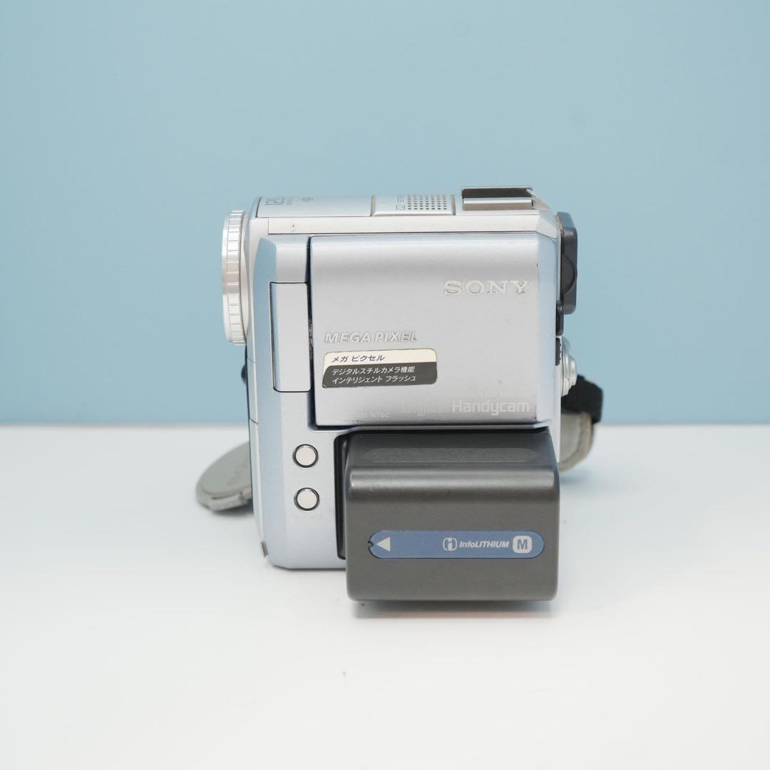 SONY DCR-PC105 ビデオカメラ a4948