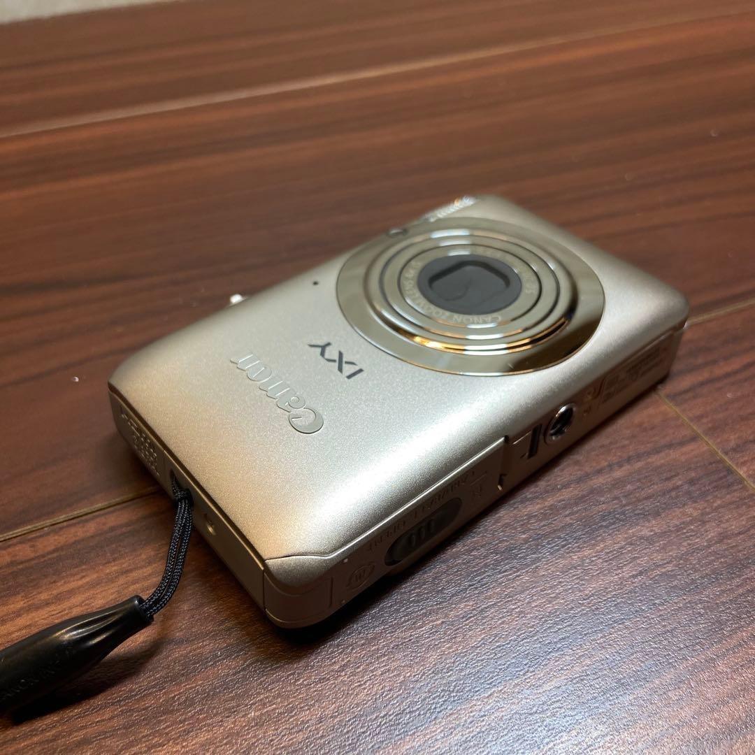 Canon IXY 210F デジカメ ほぼ新品 4256