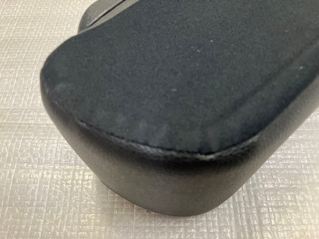 ♦︎ダイハツ★タントカスタムLA600S★純正アームレストレザー★