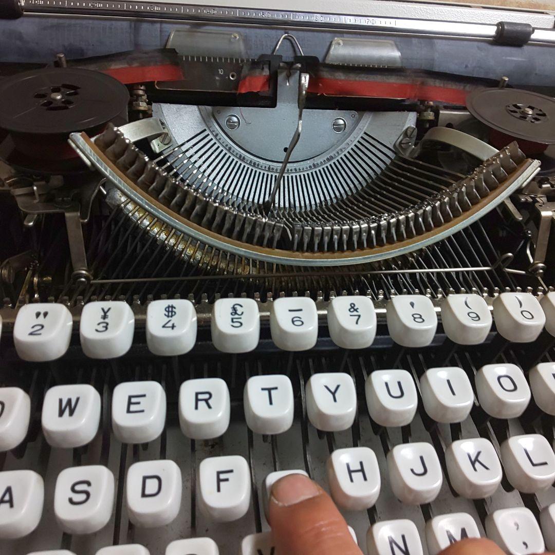 HERMES 3000 S タイプライター