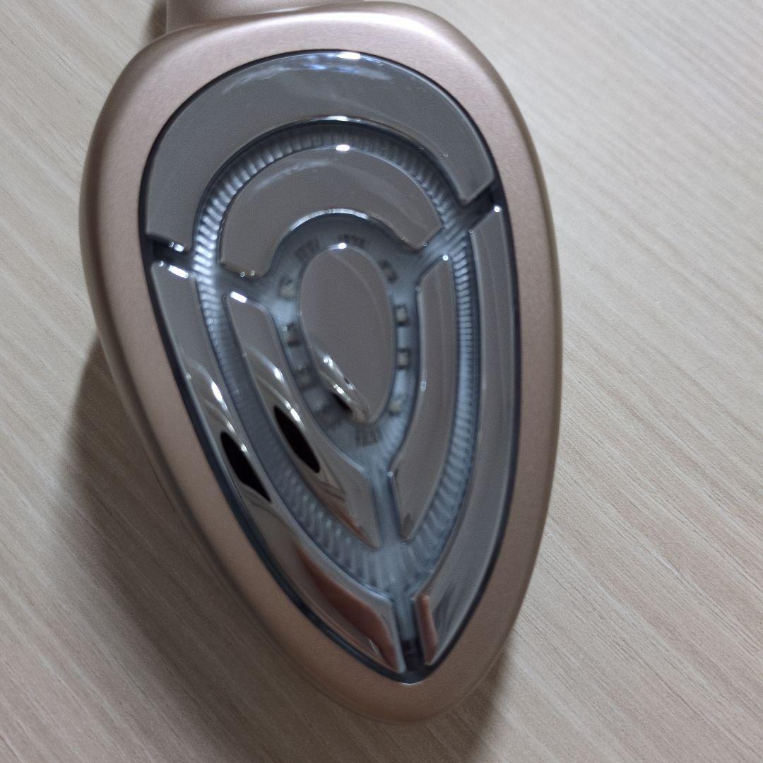 ME LA BOUM　IKKOプロデュースの美顔器一万円台で購入可能！！