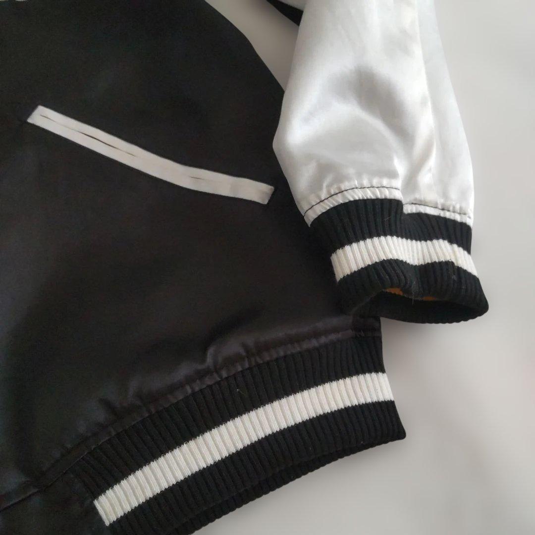 美品　抜刀娘　刺繍入りサテン スカジャン リバーシブル　M　メンズ&レディース