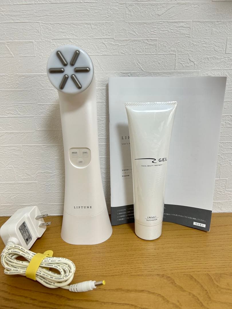 LIFTUNE スキンケア美顔器 ジェル付き