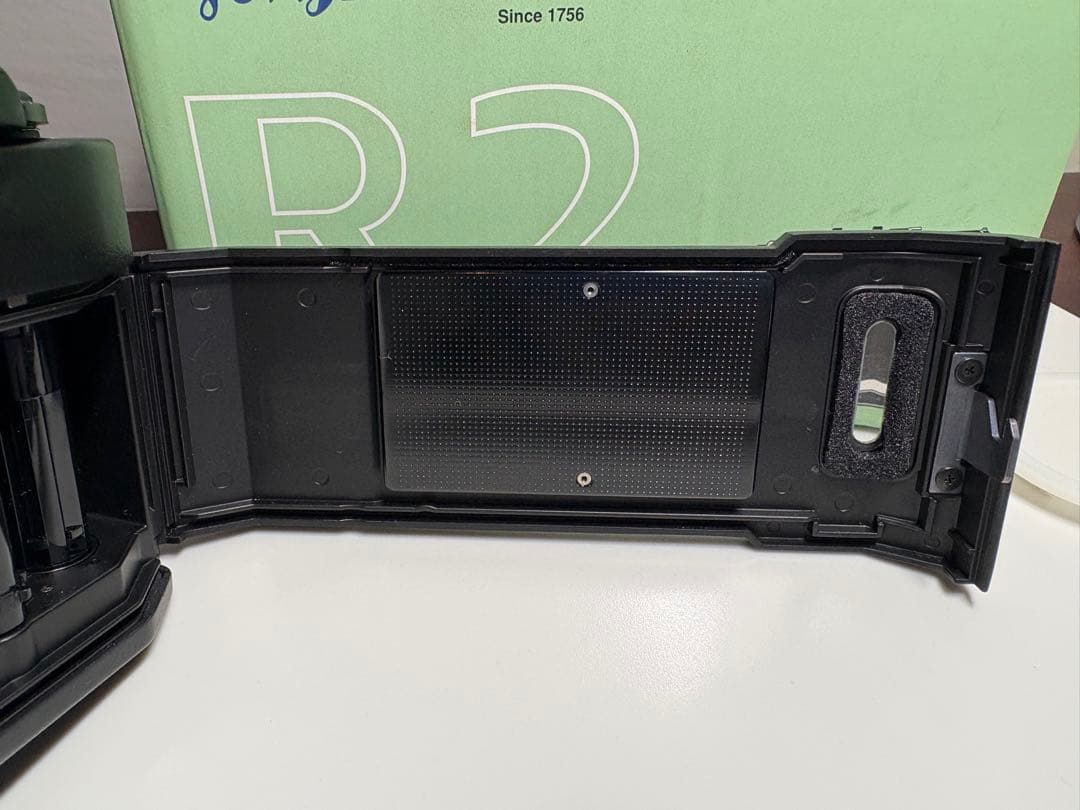 【極美品・コシナメンテ済】Voigtlander BESSA R2 箱付　防湿庫