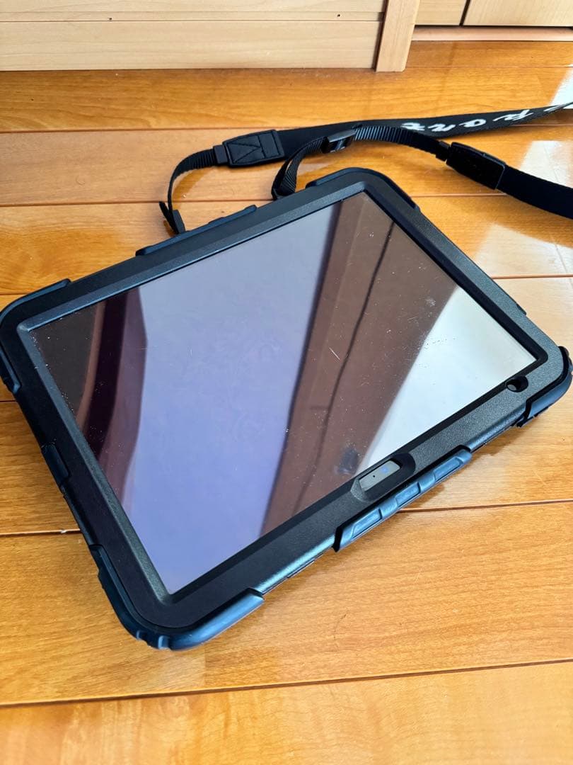 iPad 第10世代 Wi-Fi64GB ブルー（ケース付き）