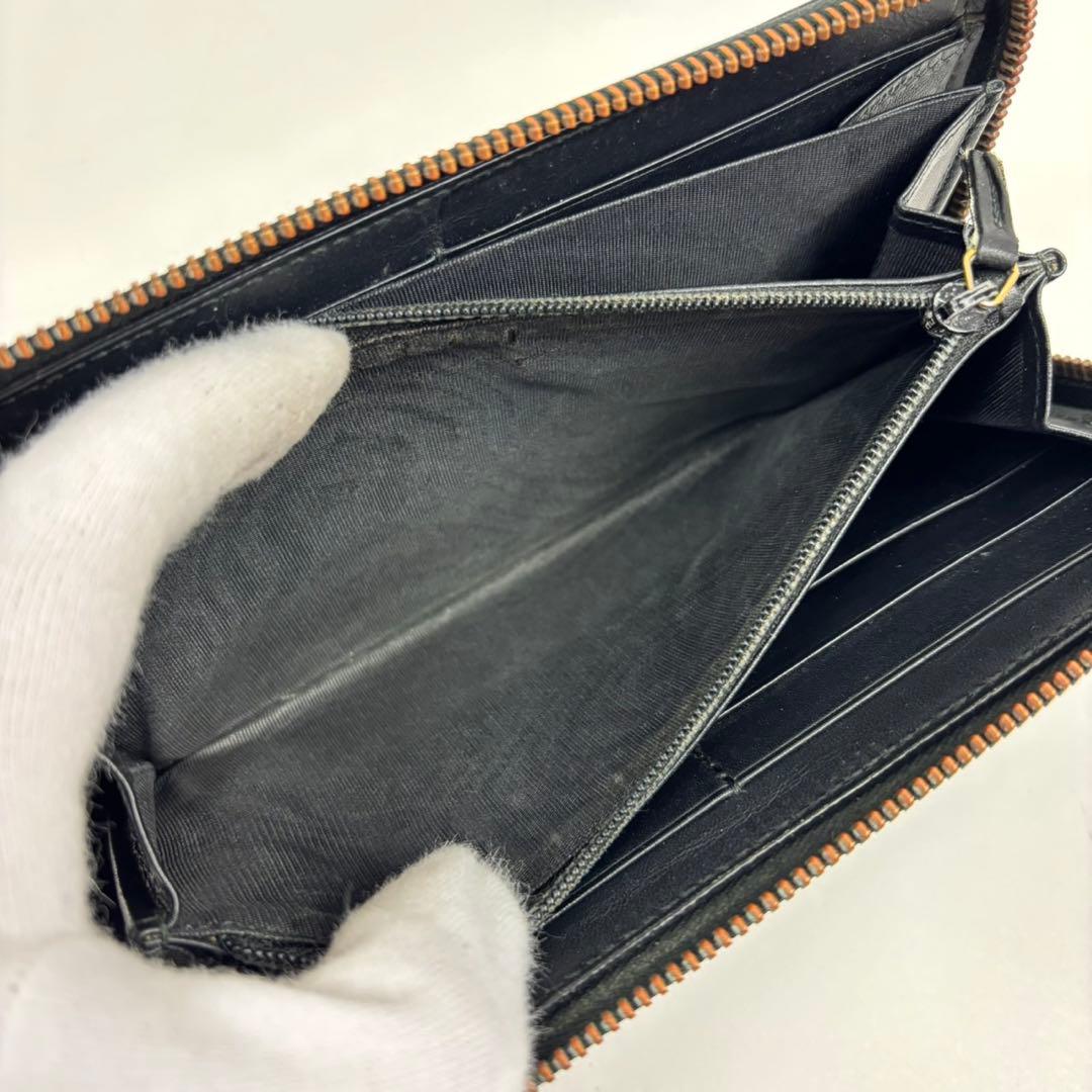 グッチ　長財布　虎　タイガー　エンボス　ラウンドジップ　ロングウォレット　レザー