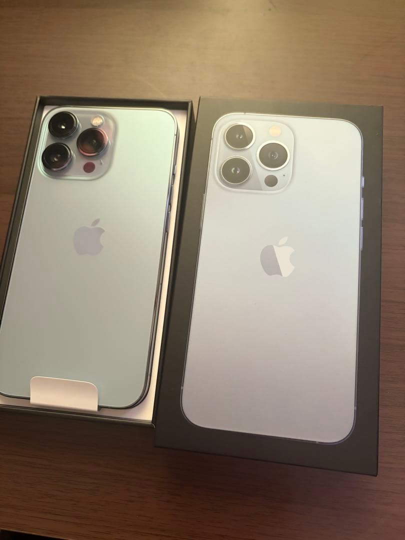 iPhone13Pro 付属品完備