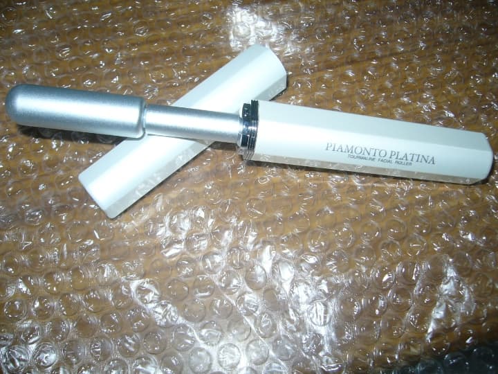 値下げ　ピアモント・プラチナ・ローラー  美顔器
