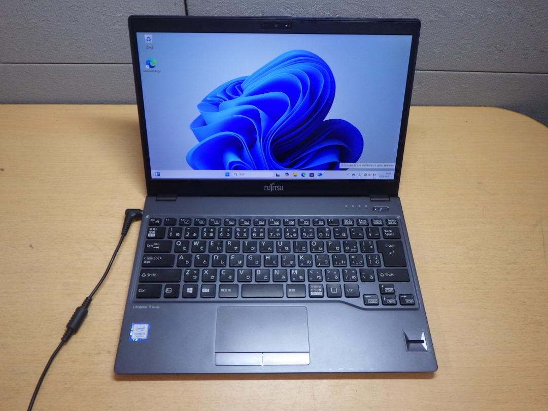 富士通LIFEBOOK U938/SX i5-7300U SSD256G No2