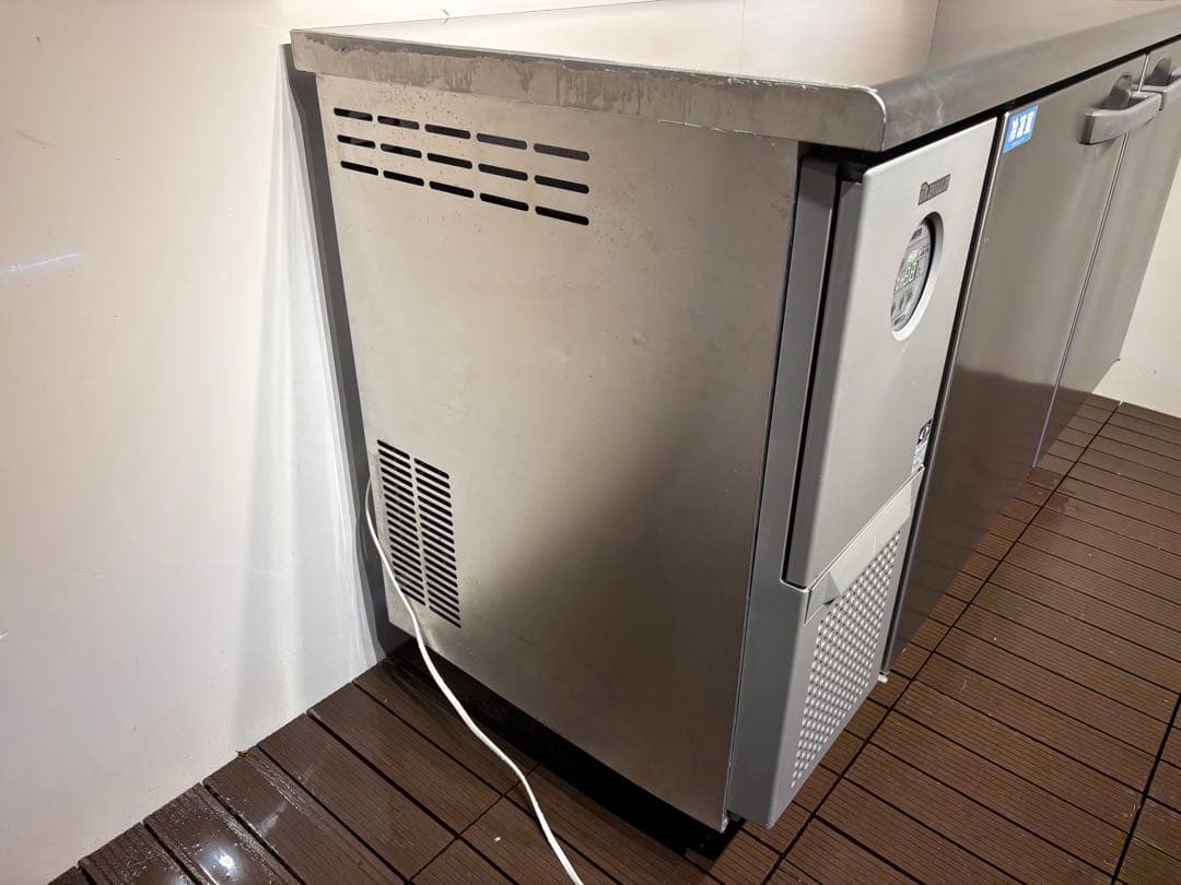 とっちい美品ダイワ大和業務用テーブル形冷凍冷蔵庫コールドテーブル最新モデル