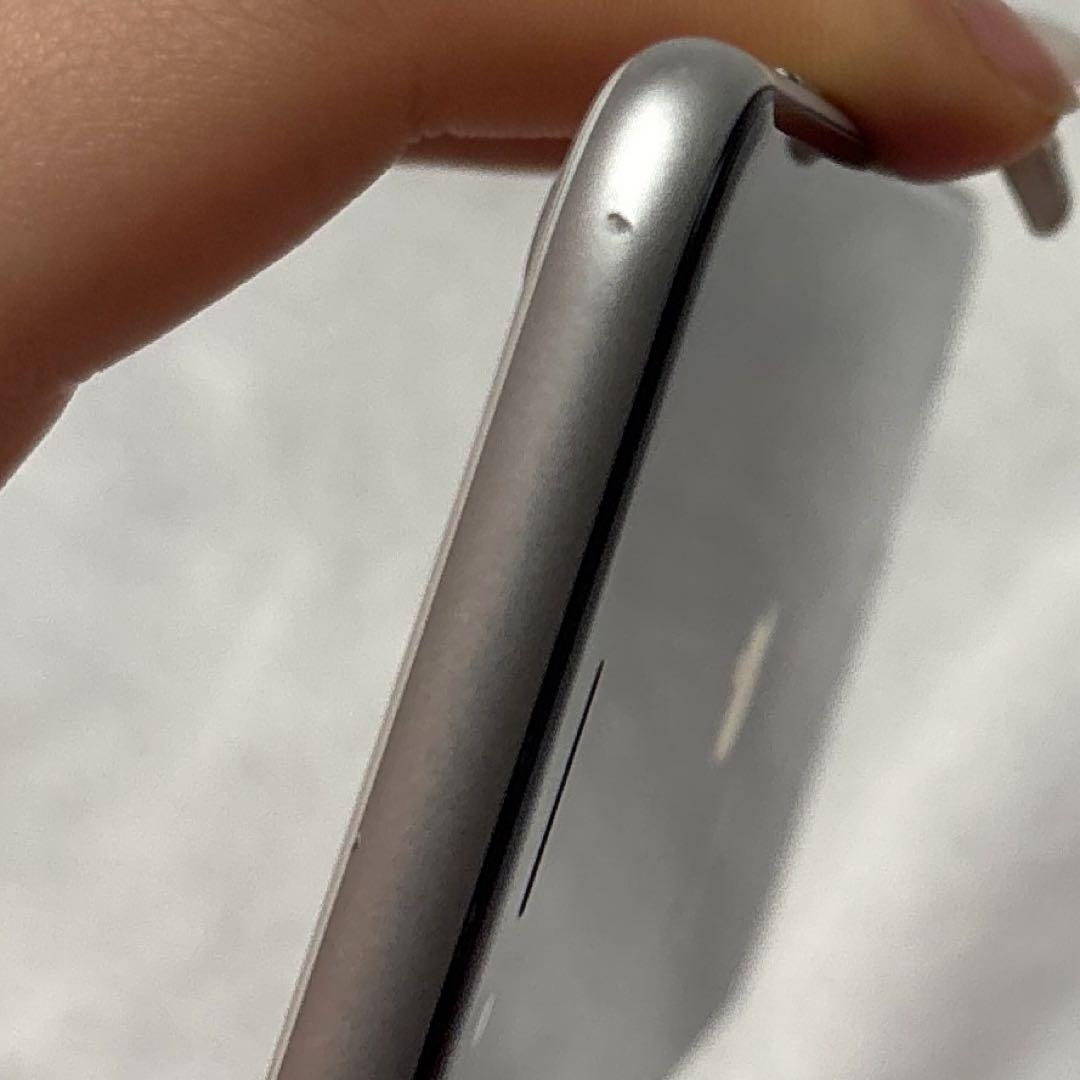 iPhone SE2 第二世代 SIMフリー 78% ホワイト 本体