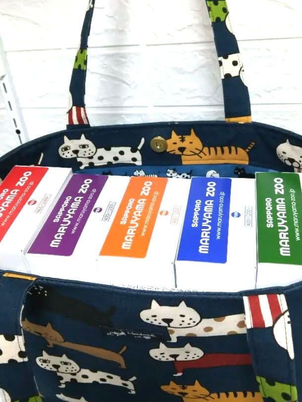 A4対応 マチ広横トートバッグセット コットンこばやしビッグ猫柄ご要望生地使用