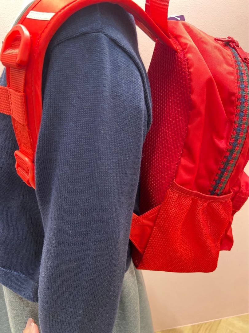 新品 familiar リュック S ファミリア リュックサック 赤