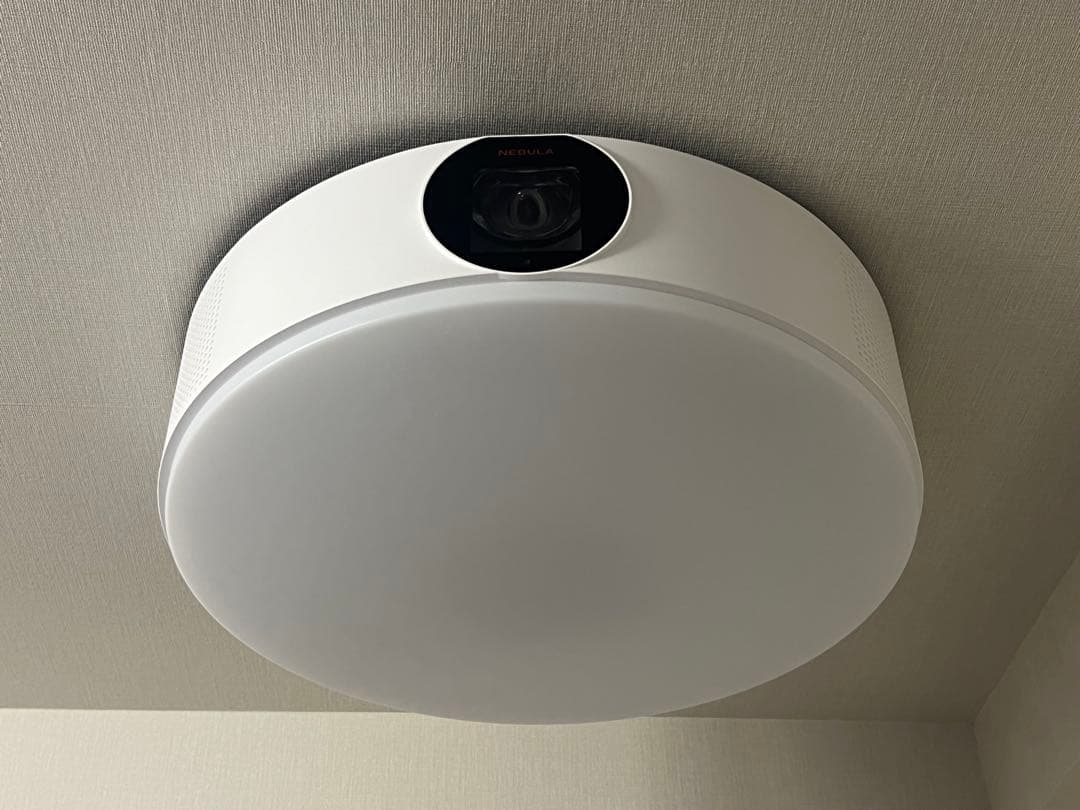 ま*か様 【状態良好】Anker Nova プロジェクター本体 + リモコン