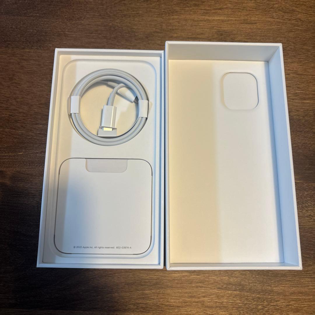 高*郎様 Apple iPhone 12 ホワイト64GB ジャンク