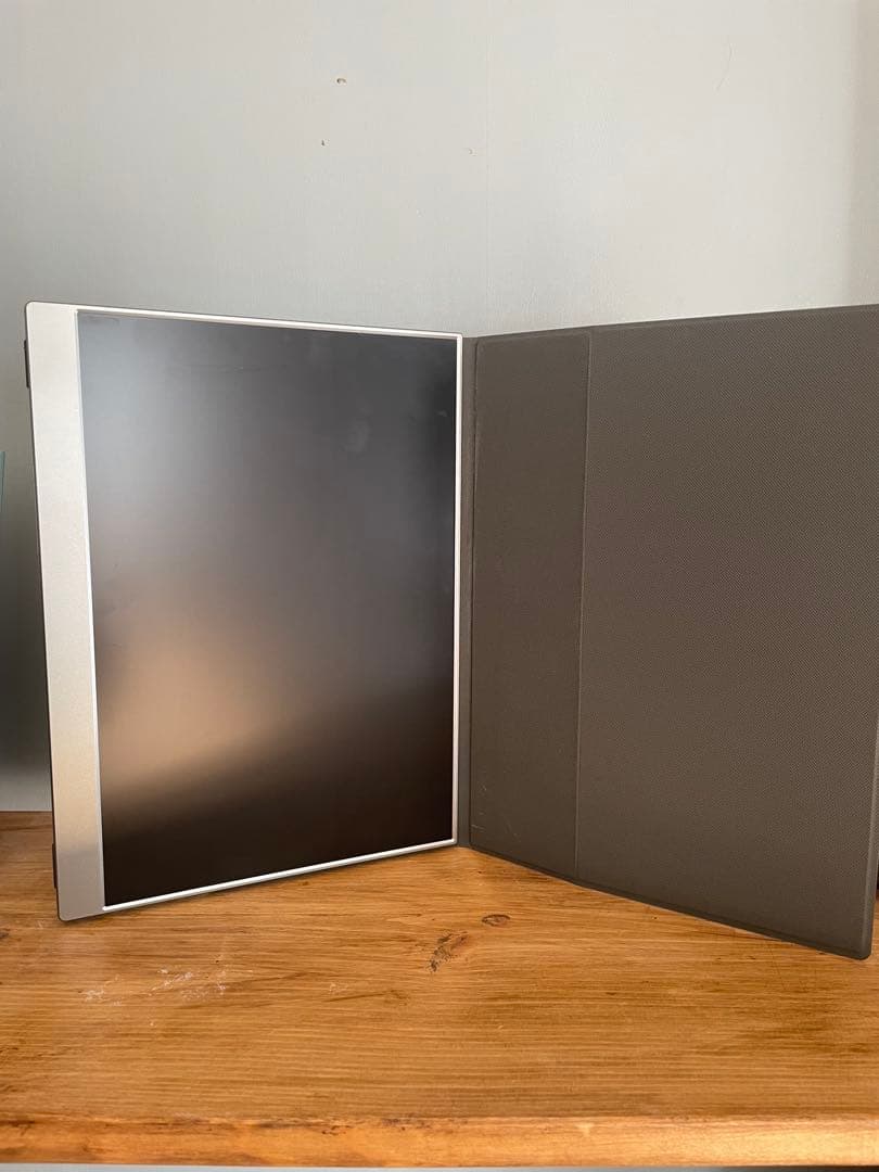 中古箱付モバイルモニター kksmart 13.5インチNK-135