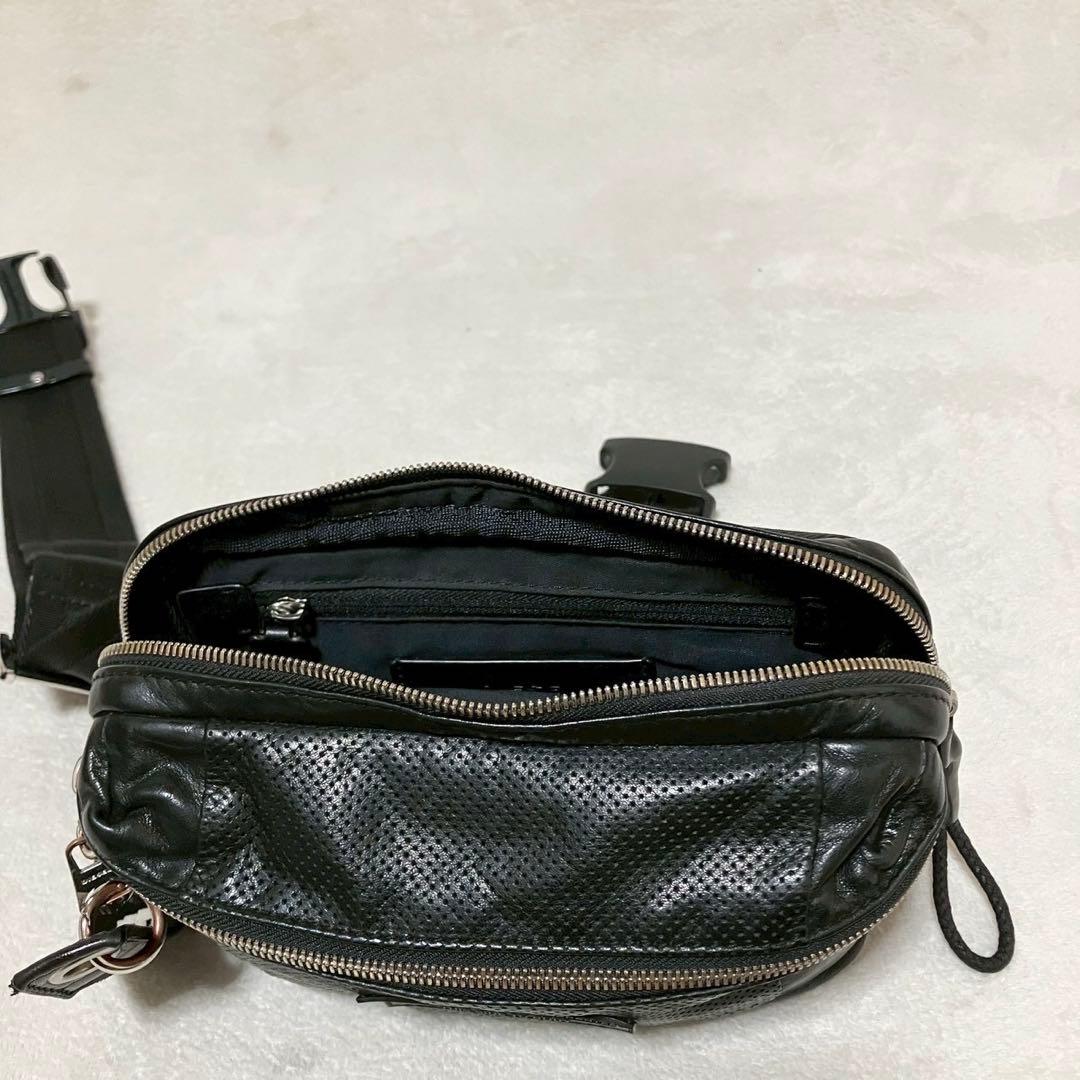 希少 DIESEL ディーゼル レザー ボディバッグ ロゴ 斜掛け クロスボディ