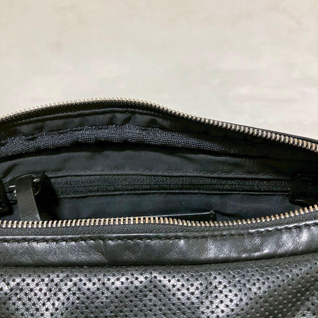 希少 DIESEL ディーゼル レザー ボディバッグ ロゴ 斜掛け クロスボディ