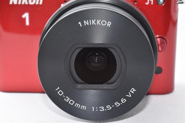 Nikon 1 J1 レッド 10-30mmレンズキット