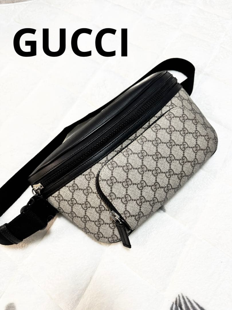 GUCCI ボディバッグ・ウエストポーチ GGスプリーム