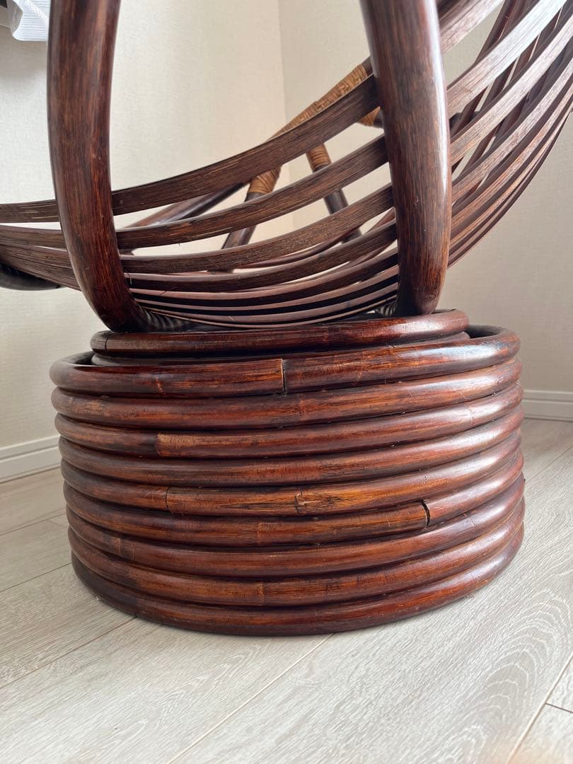 たむ様【引き取り限定】ラタンチェア 360度 回転式 籐家具