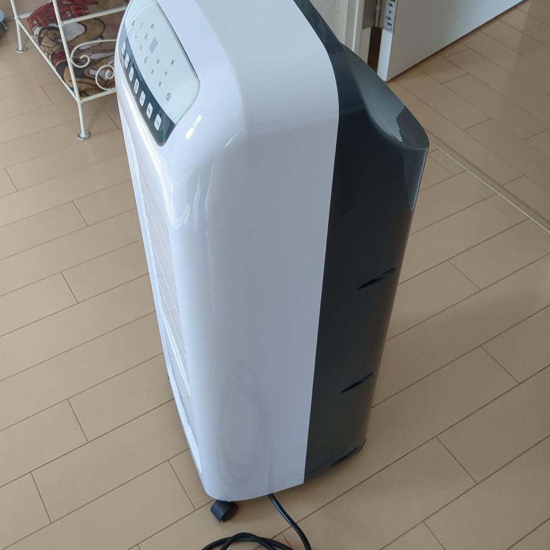 THREEUP 加湿機能付　温冷風扇　ヒート＆クール