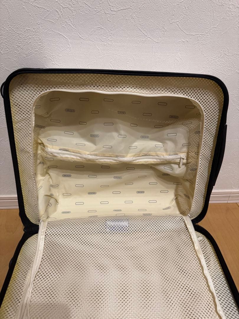 RIMOWAリモワ サルサ エアー 4輪　機内持ち込み　美品 ギャランティあり