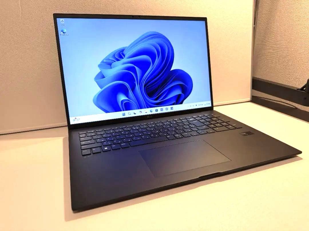 美品【超軽量×17インチ】ノートパソコンLG gram 17Z90S-MA78J