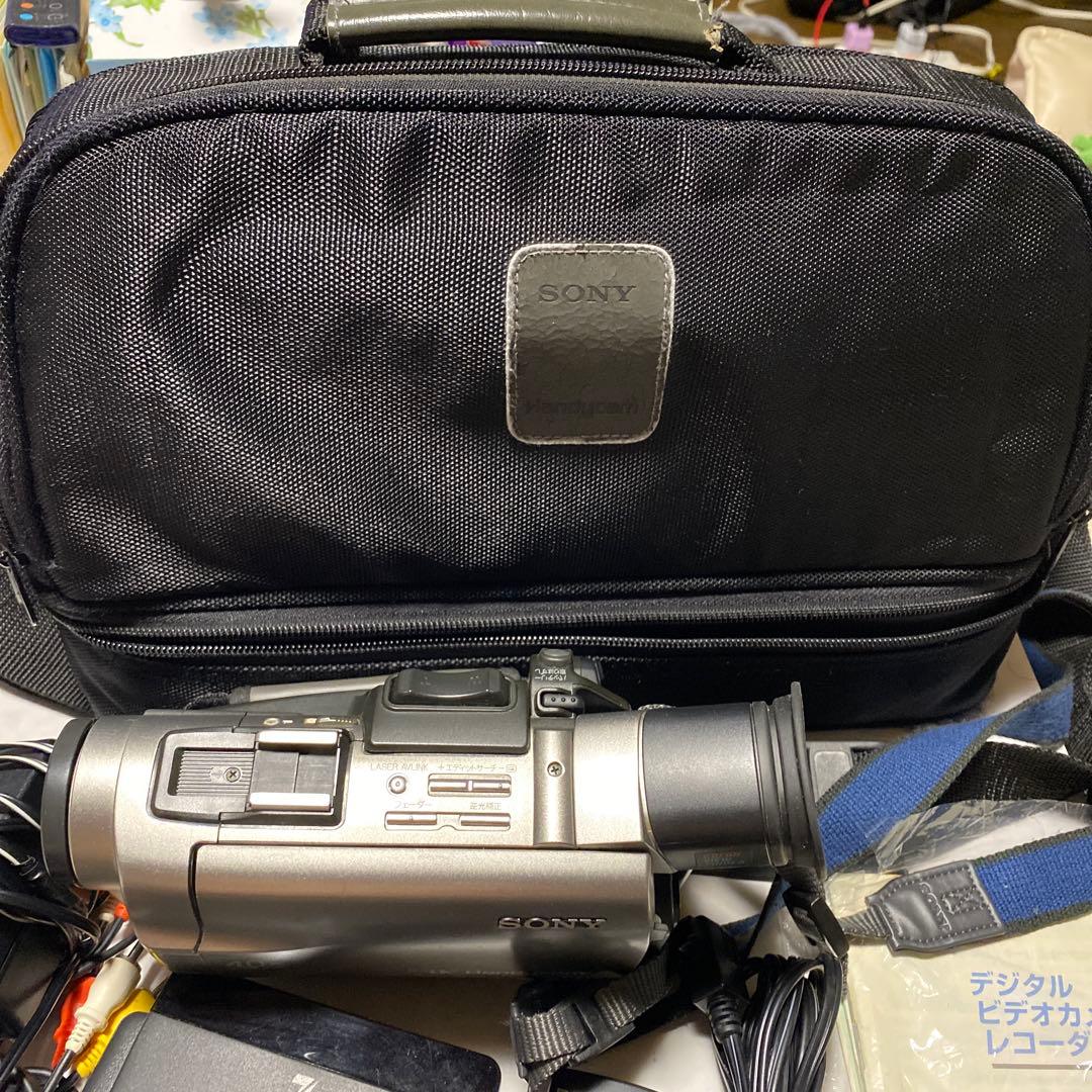 SONY miniDV HANDYCAM DCR-TRV7 ⑨