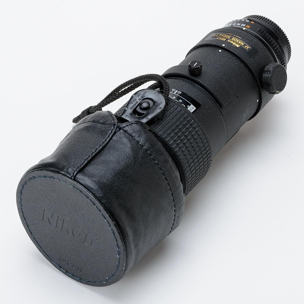 ニコン　AF NIKKOR 300mm F4 ED NIKON