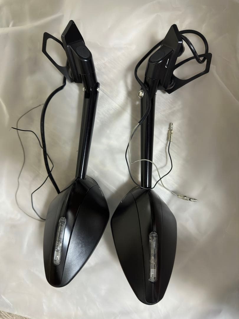 Rizoma ブラックバイクミラー LEDウィンカー付き 2個セット