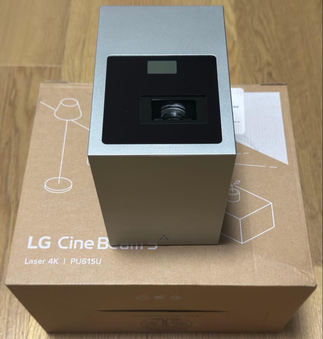 LG CineBeam S 4K 単焦点 レーザープロジェクター