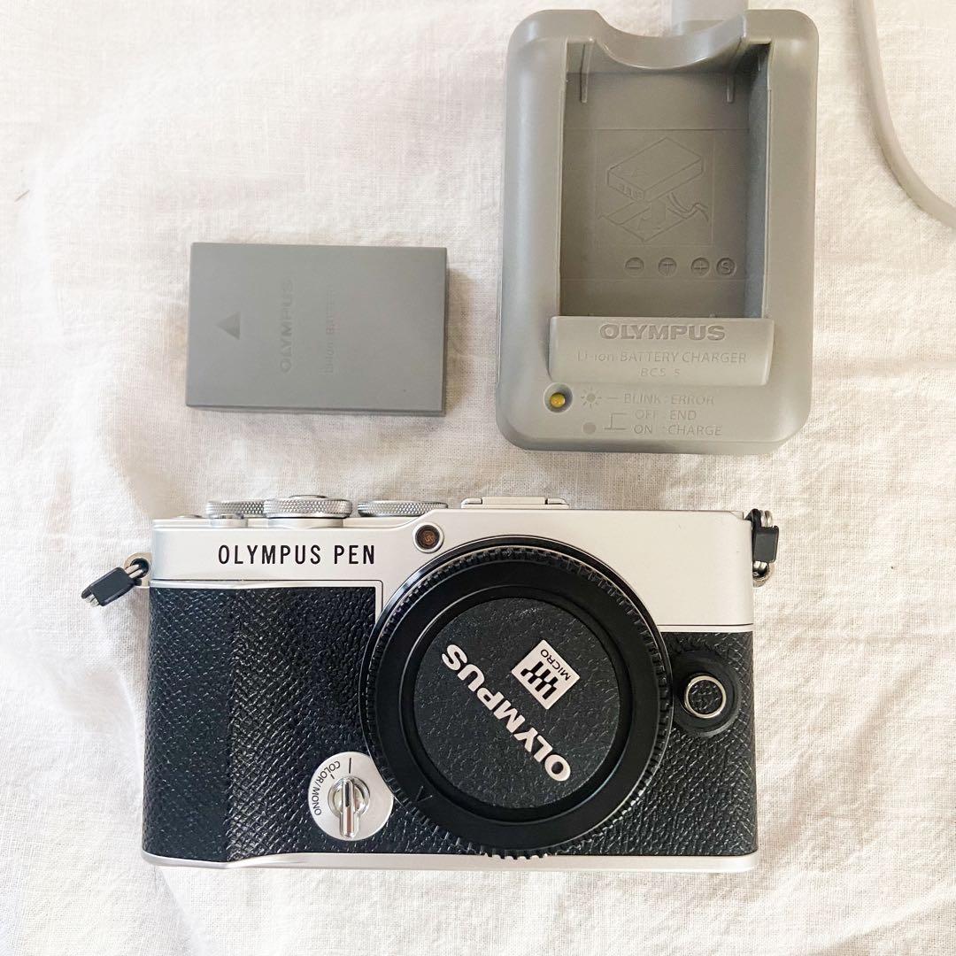 OLYMPUS PEN E-P7 シルバー ボディ