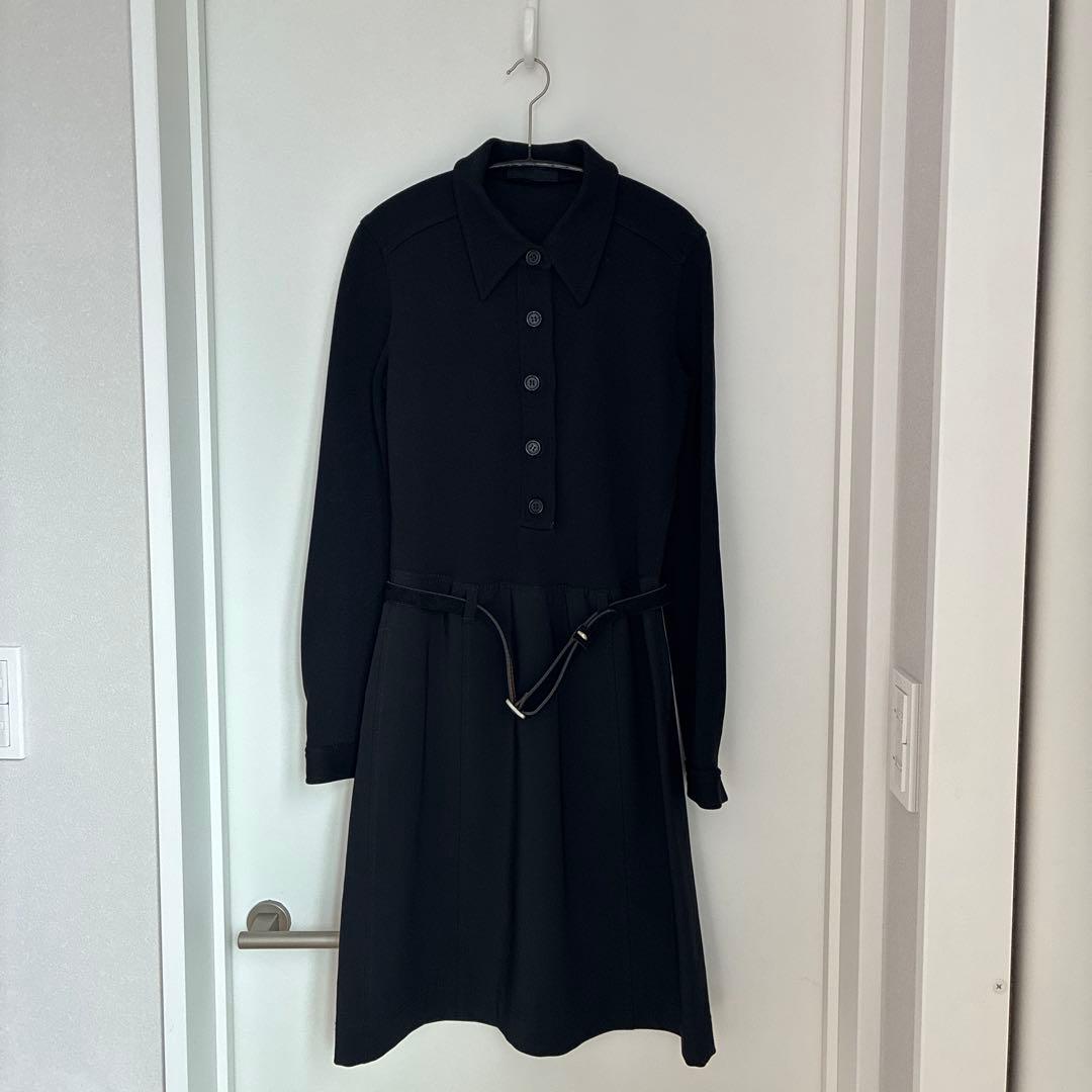 PRADA ブラック ひざ丈ワンピース 長袖　42