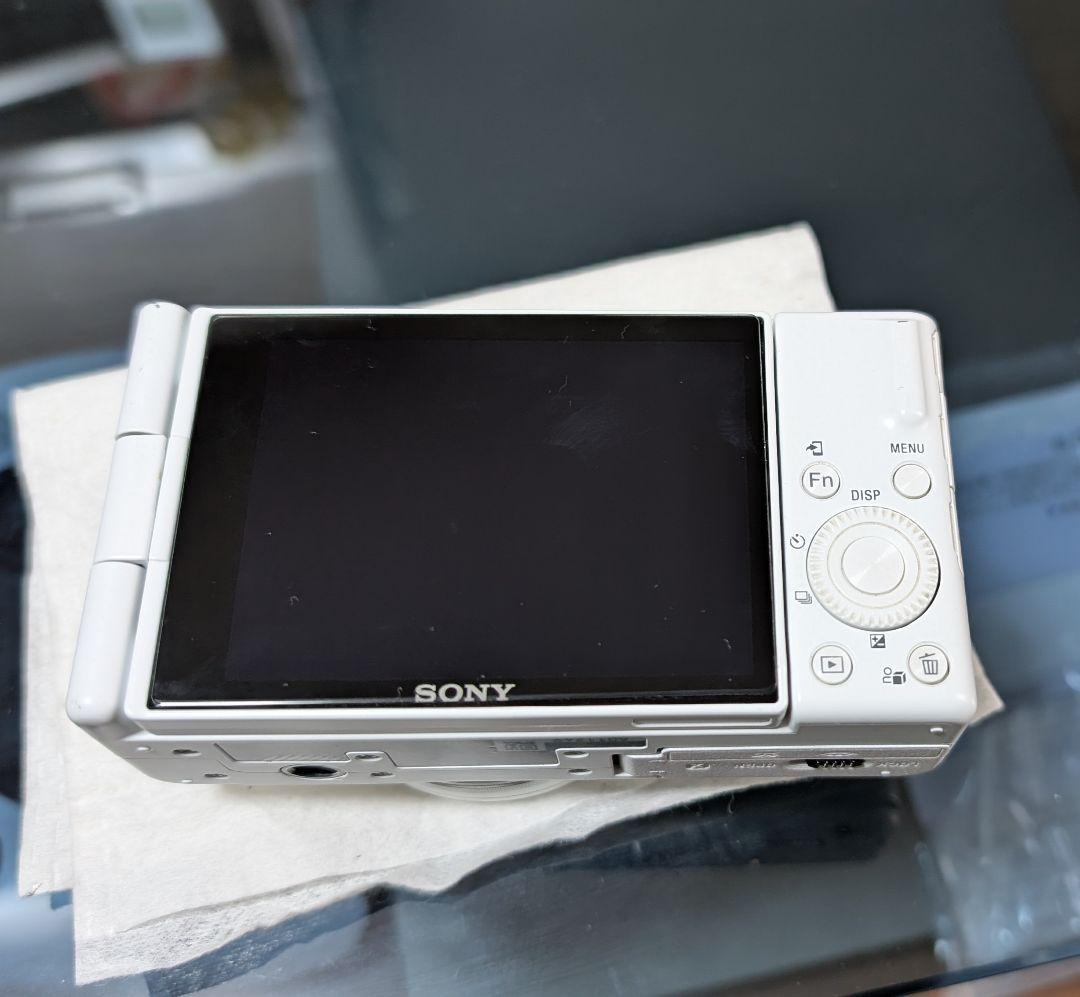 実用品　SONY VLOGCAM ZV-1 II　ホワイト コンパクトデジタル