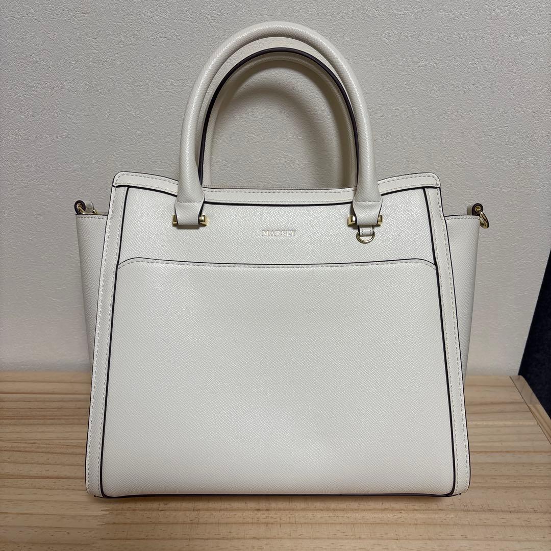 MARSLY マーズリー　フラップバッグ　痛バ　Off white ホワイト