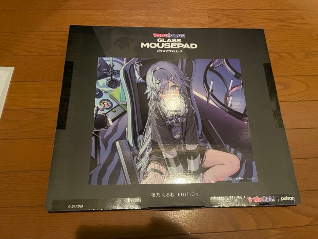 ぶいすぽっ！　ガラスマウスパッド　夜乃くろむ