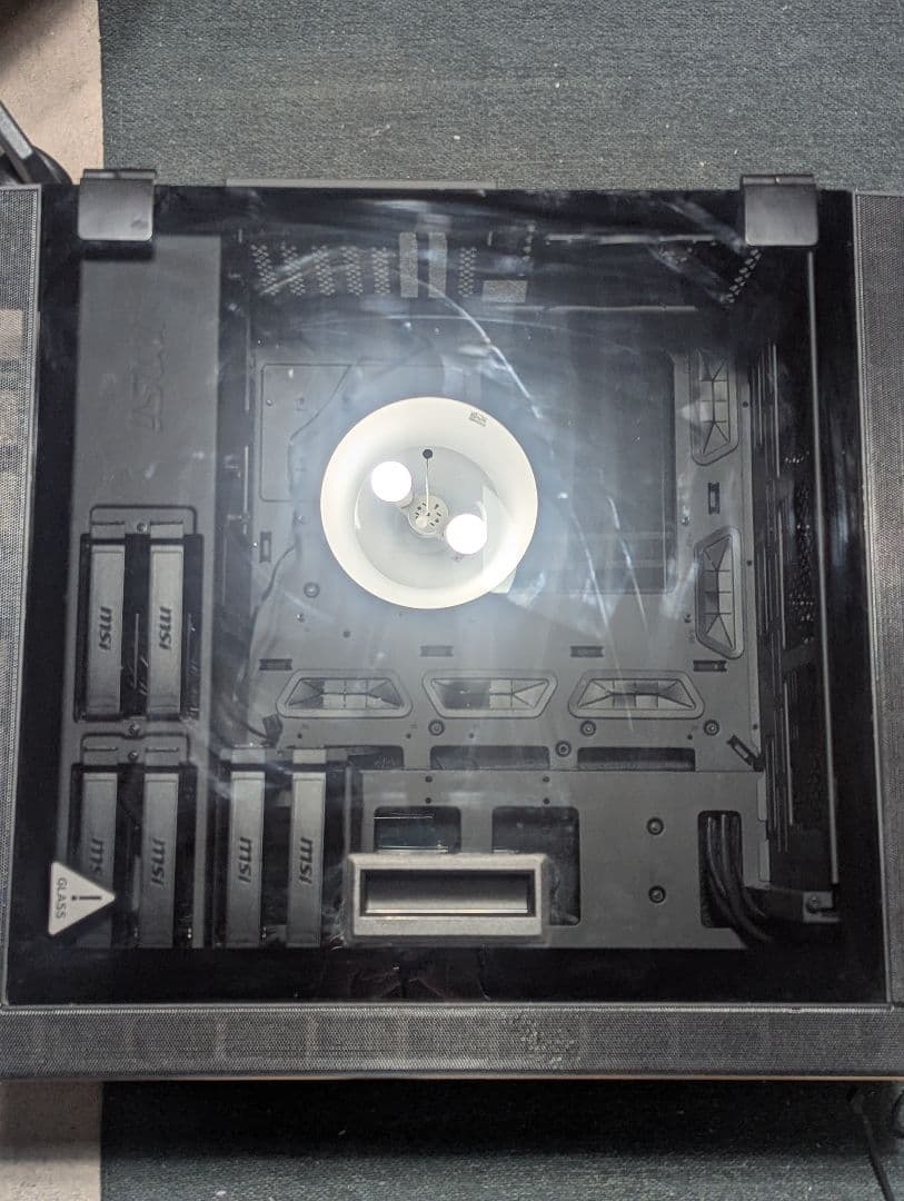 MSI MPG SEKIRA 500G ATXケース