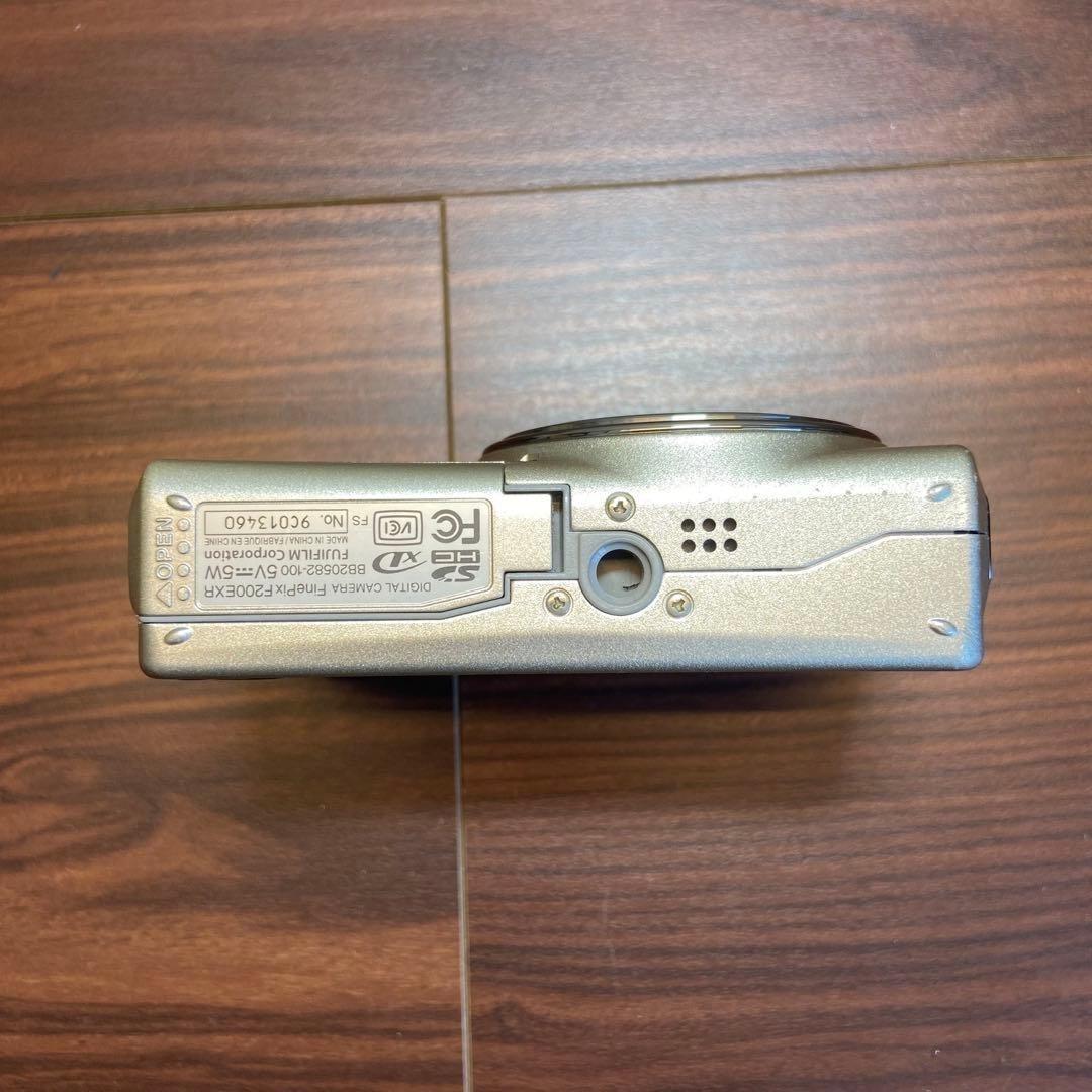 FUJIFILM FinePix F200 EXR デジカメ 4276