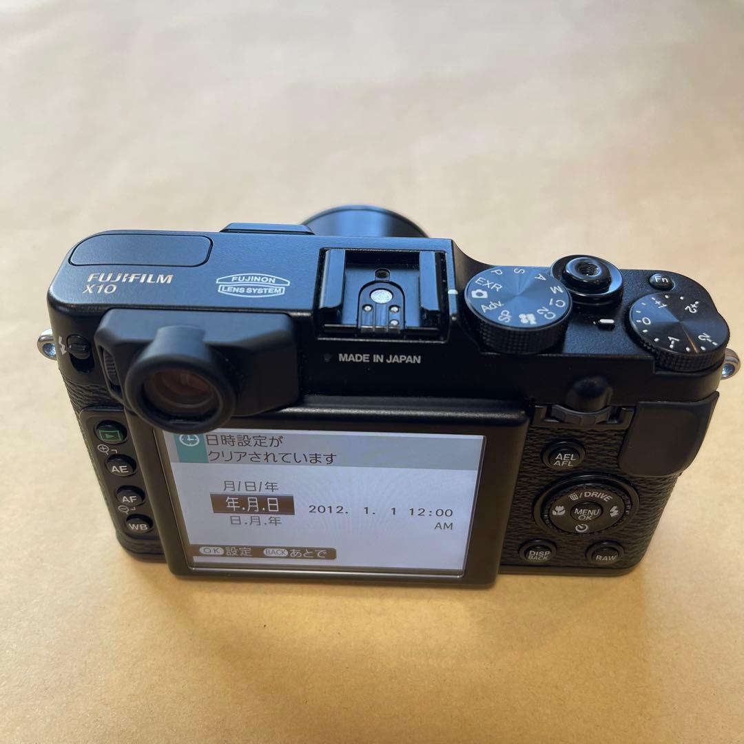 【美品】FUJIFILM X10