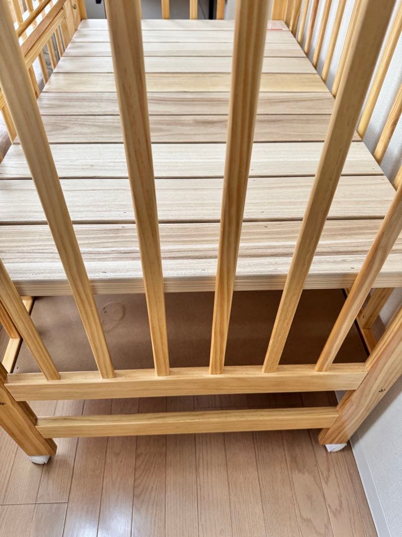 【KATOJI】木製ベビーベッド キャスター付き【匿名発送・送料込み】