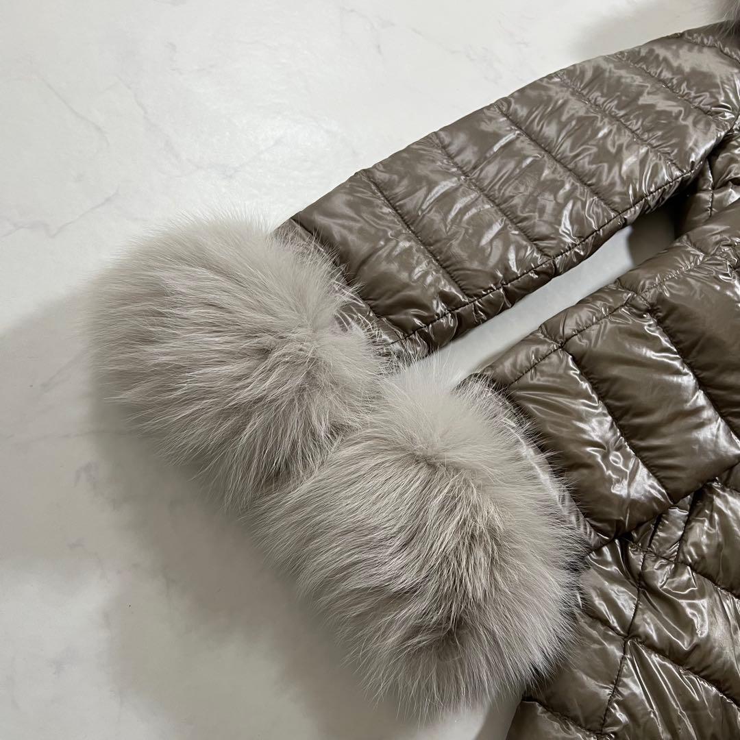 きゅうタグ付属 ヘルノ フォックスファー 着脱可 ダウンコート グレージュ